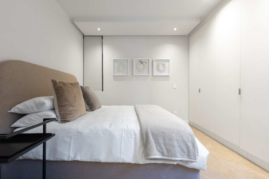 2 Bedroom Property for Sale in Green Point Western Cape